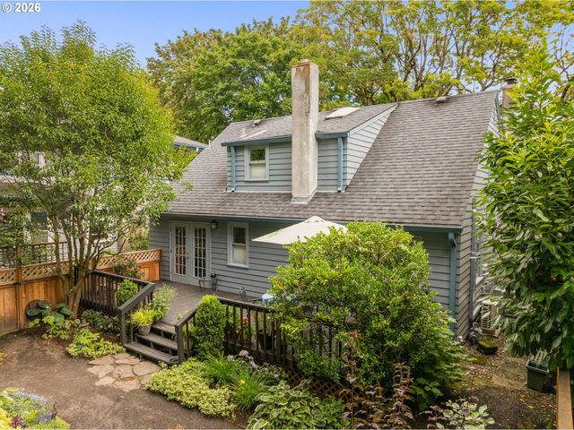 2405 Ne 25TH Ave, Portland, OR 97212