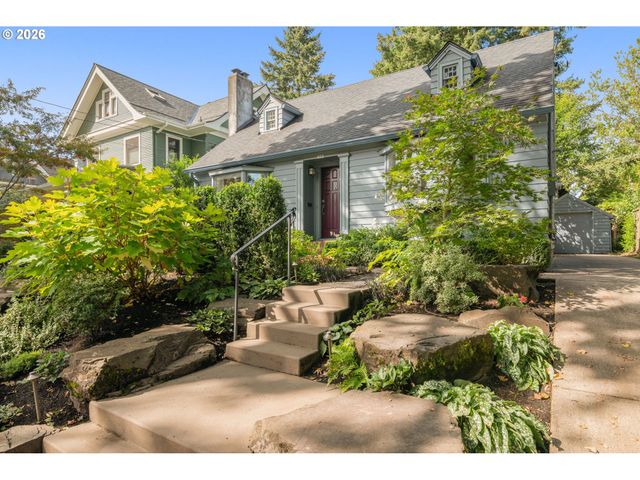 2405 Ne 25TH Ave, Portland, OR 97212