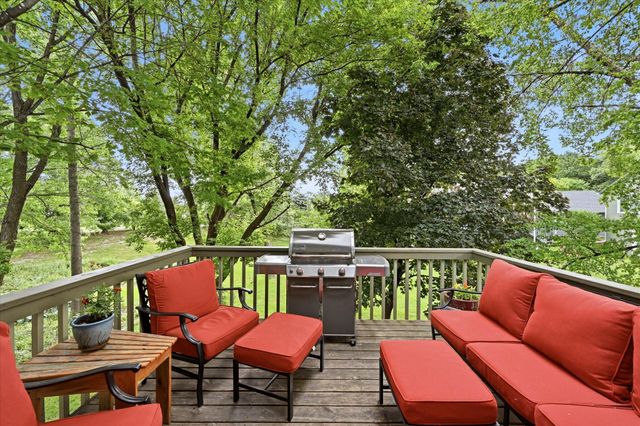 4658 Wildwood Street, Eagan, MN 55122