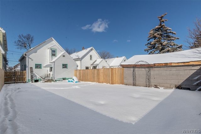 427 Willett Street, Buffalo, NY 14206