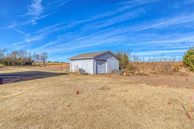 1027 Woodbrook Boulevard, Purcell, OK 73080
