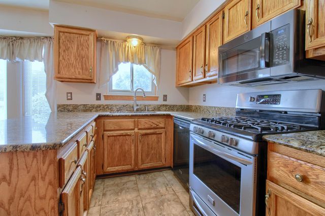 26012 Rose Marie Drive, Flat Rock, MI 48134