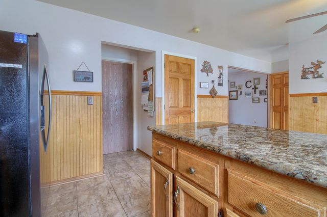 26012 Rose Marie Drive, Flat Rock, MI 48134