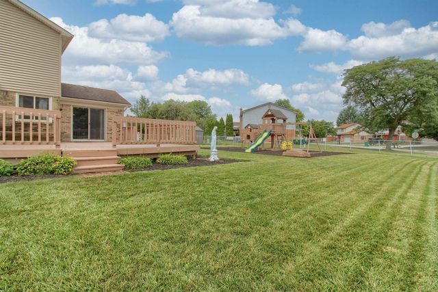 26012 Rose Marie Drive, Flat Rock, MI 48134