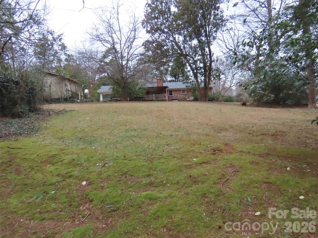 7636 Michael Drive, Charlotte, NC 28215