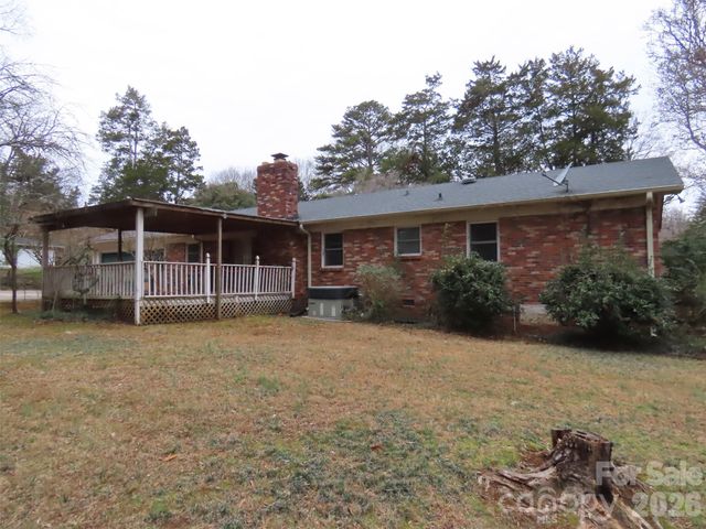 7636 Michael Drive, Charlotte, NC 28215