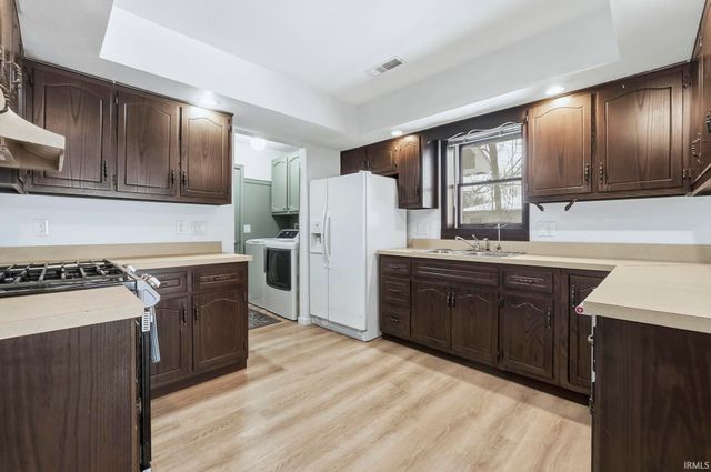 1802 Neuhaus Drive, Fort Wayne, IN 46808