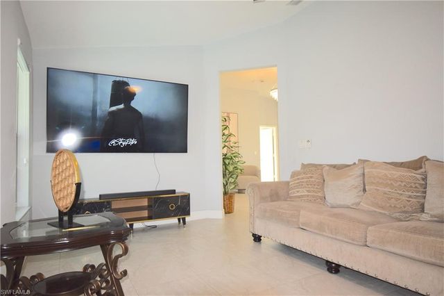 2640 36th AVE SE, Naples, FL 34117