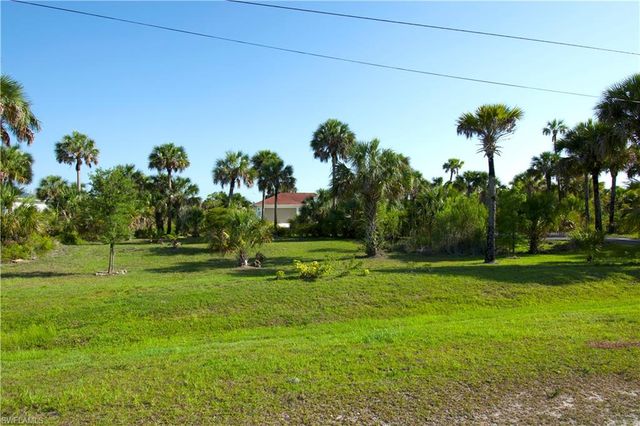 2640 36th AVE SE, Naples, FL 34117