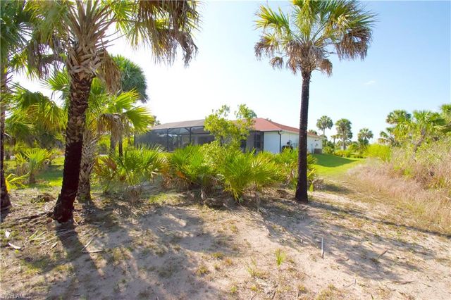 2640 36th AVE SE, Naples, FL 34117