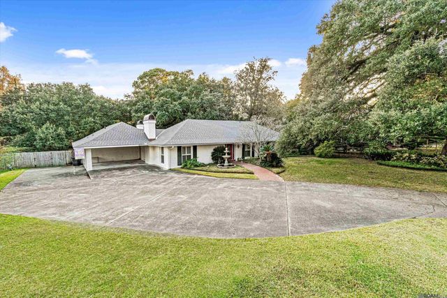 4528 Claycut Rd, Baton Rouge, LA 70806