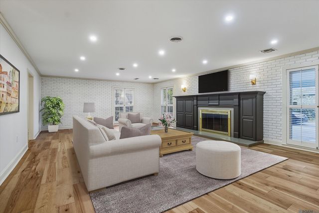 4528 Claycut Rd, Baton Rouge, LA 70806