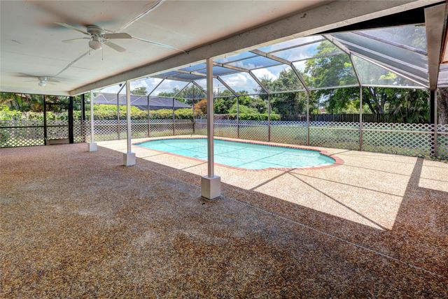 8859 NW 3rd Court, Coral Springs, FL 33071