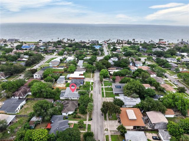322 Waverly Dr, Corpus Christi, TX 78412