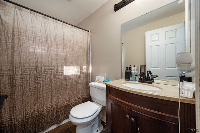 1601 Salt Springs Road, Syracuse, NY 13214
