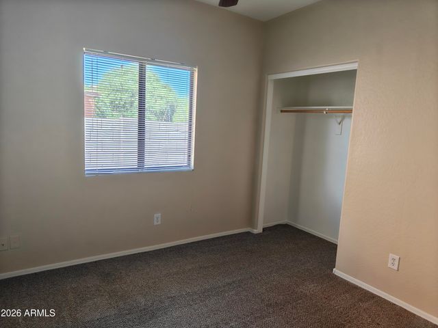 932 W CARTER Road, Phoenix, AZ 85041