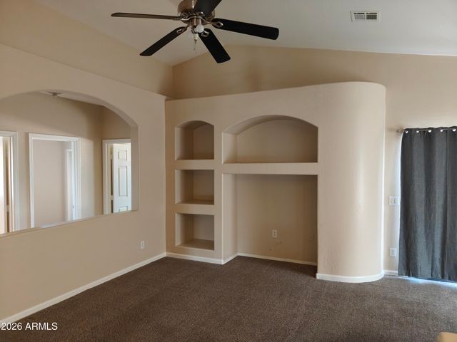 932 W CARTER Road, Phoenix, AZ 85041