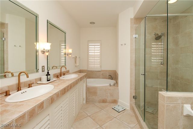 26956 Montego Pointe CT 201, Bonita Springs, FL 34134