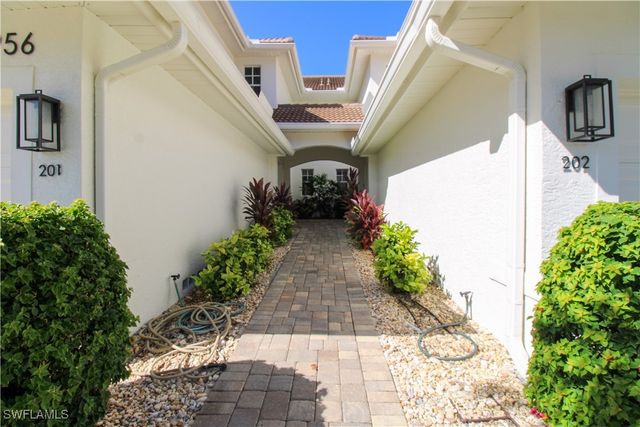 26956 Montego Pointe CT 201, Bonita Springs, FL 34134