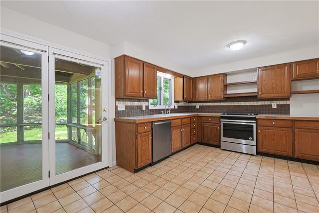 16 Blacksmith Road, Cumberland, RI 02864