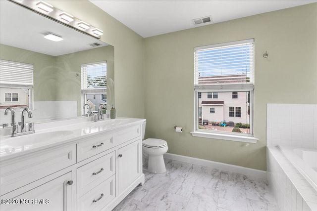 2 Devonshire Drive, Hazlet, NJ 07730