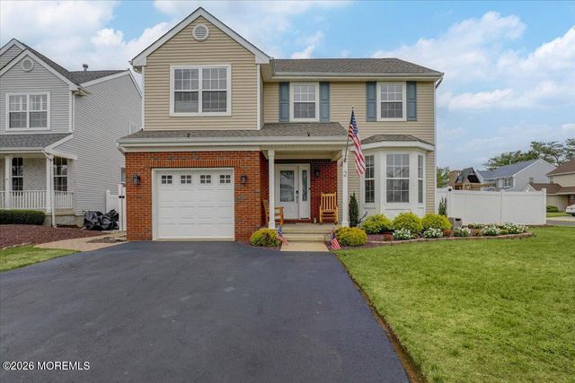 2 Devonshire Drive, Hazlet, NJ 07730