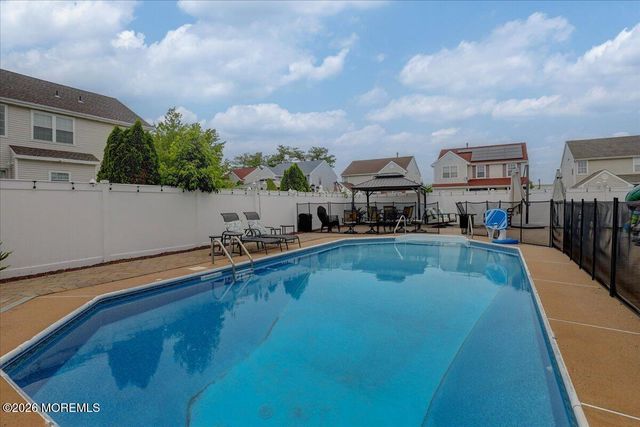 2 Devonshire Drive, Hazlet, NJ 07730