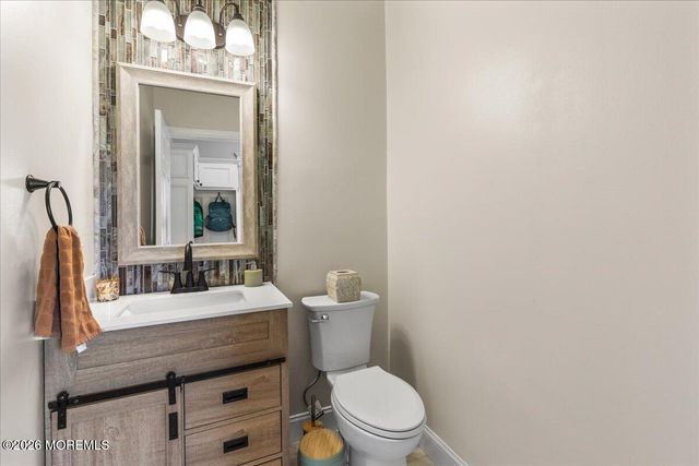 2 Devonshire Drive, Hazlet, NJ 07730