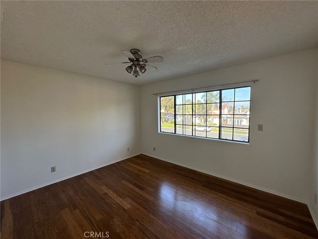 950 10th Street C, Huntington Beach, CA 92648