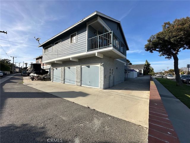 950 10th Street C, Huntington Beach, CA 92648