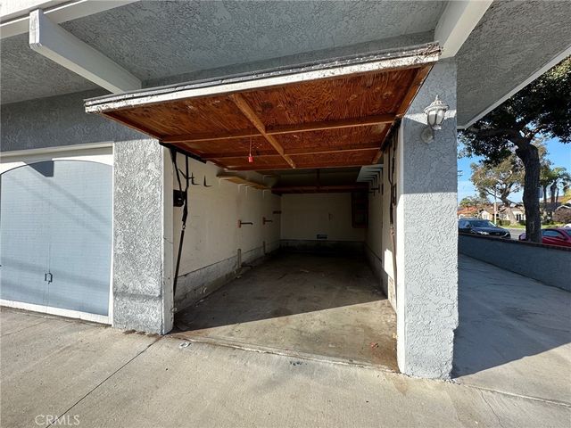 950 10th Street C, Huntington Beach, CA 92648