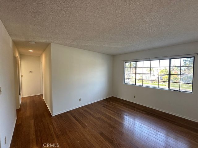 950 10th Street C, Huntington Beach, CA 92648