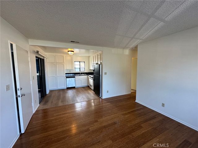 950 10th Street C, Huntington Beach, CA 92648