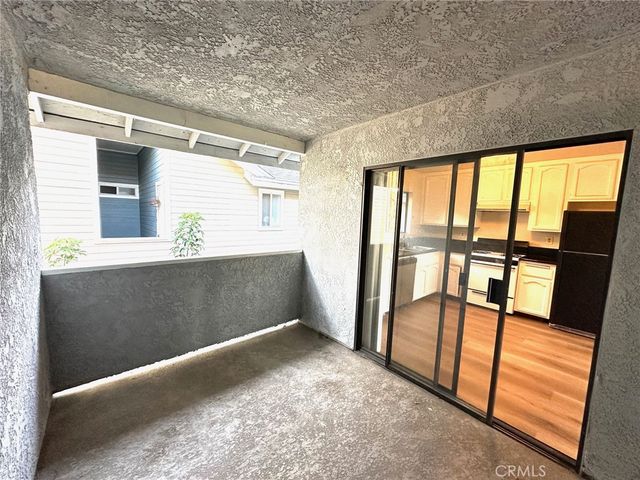 950 10th Street C, Huntington Beach, CA 92648