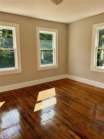 1300 W Market Street, Greensboro, NC 27403