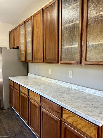 1300 W Market Street, Greensboro, NC 27403