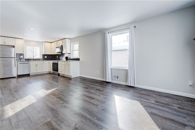 3482-3484 Lake Ave, Rochester, NY 14612