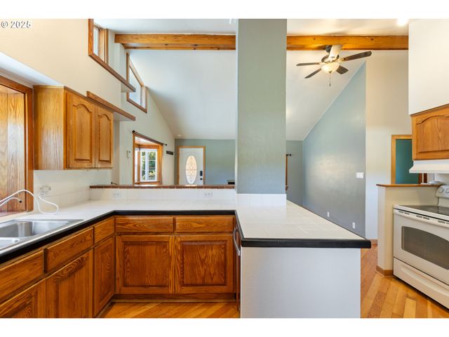 721 COLE Rd, Oakland, OR 97462