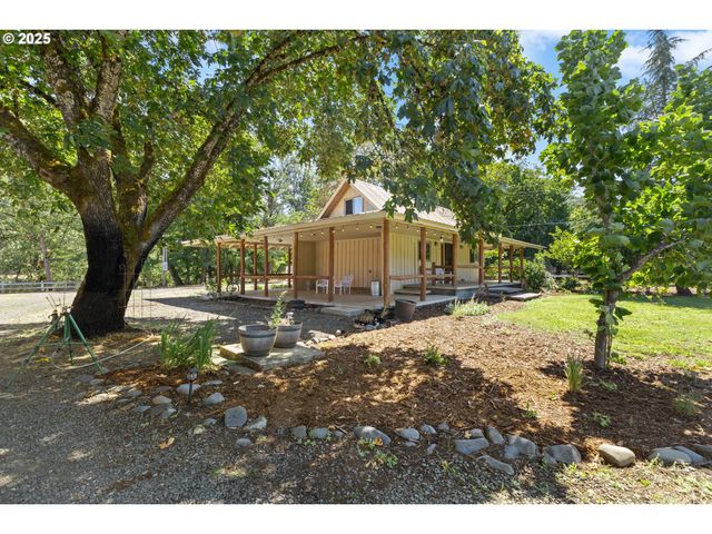 721 COLE Rd, Oakland, OR 97462