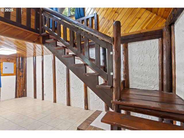 721 COLE Rd, Oakland, OR 97462