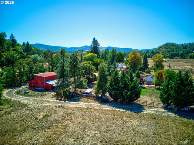 721 COLE Rd, Oakland, OR 97462