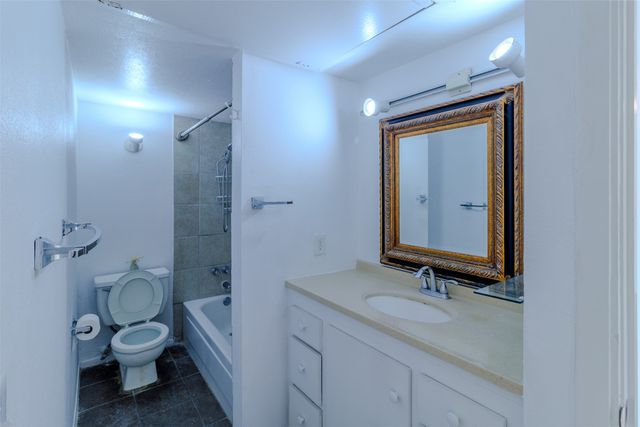 4859 Cedar Springs Road 234, Dallas, TX 75219