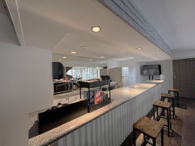 4859 Cedar Springs Road 234, Dallas, TX 75219