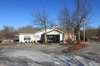 1000 Mid Rivers Mall Dr Drive B, St Peters, MO 63376