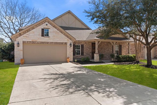 221 Ludwig Dr, Boerne, TX 78006
