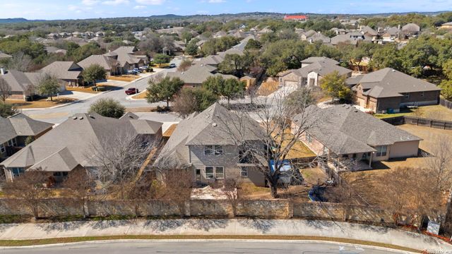 221 Ludwig Dr, Boerne, TX 78006