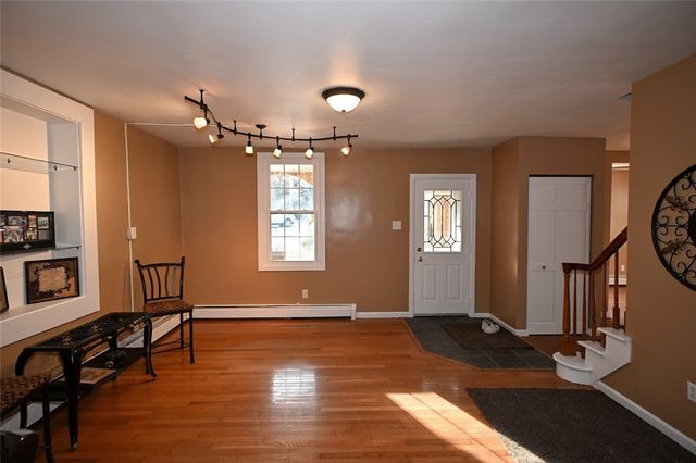 1102 Wilhelm Avenue, South Park, PA 15236