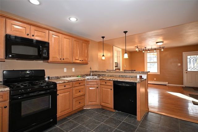 1102 Wilhelm Avenue, South Park, PA 15236