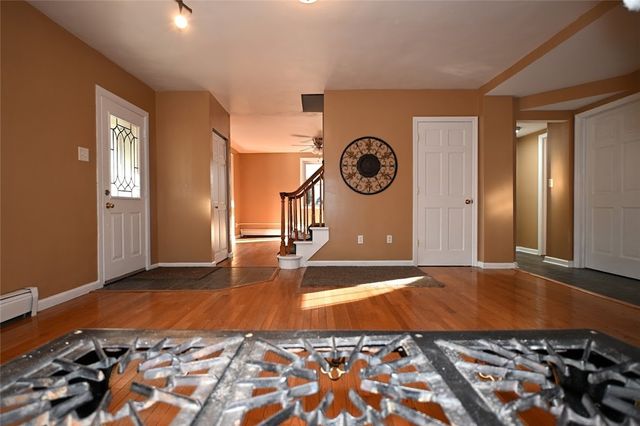 1102 Wilhelm Avenue, South Park, PA 15236