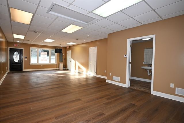 1102 Wilhelm Avenue, South Park, PA 15236